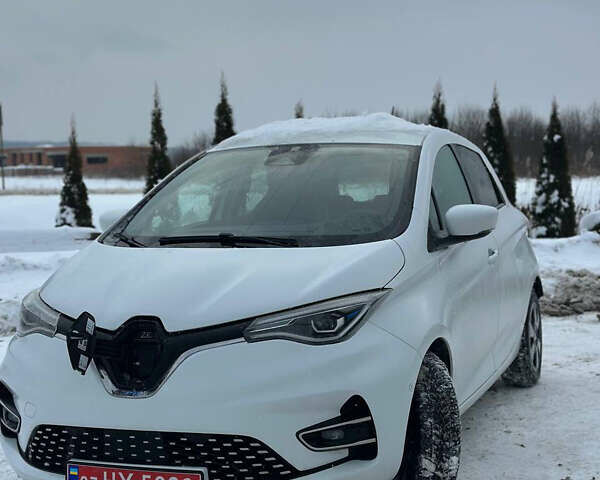 Білий Рено Зое, об'ємом двигуна 0 л та пробігом 64 тис. км за 12220 $, фото 1 на Automoto.ua
