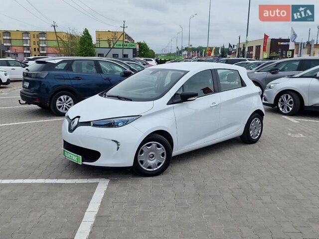 Белый Рено Зое, объемом двигателя 0 л и пробегом 60 тыс. км за 9800 $, фото 1 на Automoto.ua