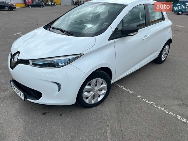 Білий Рено Зое, об'ємом двигуна 0 л та пробігом 55 тис. км за 10500 $, фото 1 на Automoto.ua