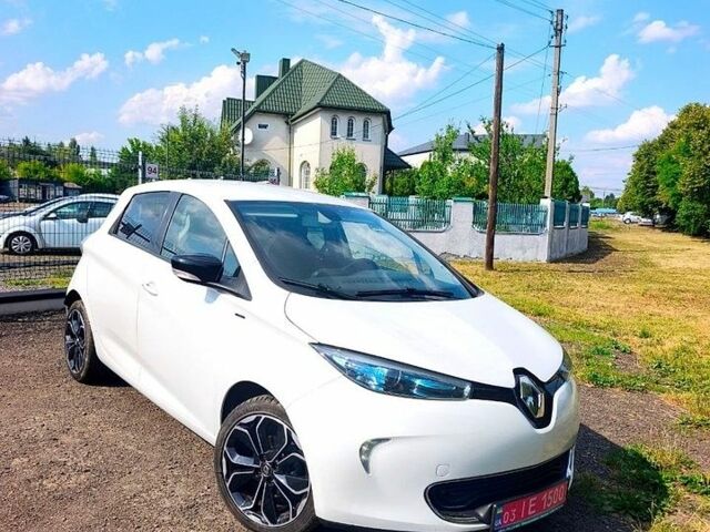Білий Рено Зое, об'ємом двигуна 0 л та пробігом 94 тис. км за 10399 $, фото 1 на Automoto.ua