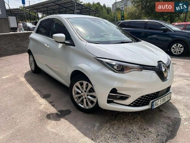 Білий Рено Зое, об'ємом двигуна 0 л та пробігом 96 тис. км за 13800 $, фото 1 на Automoto.ua