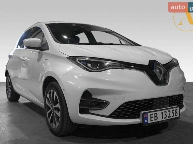 Белый Рено Зое, объемом двигателя 0 л и пробегом 92 тыс. км за 12400 $, фото 1 на Automoto.ua