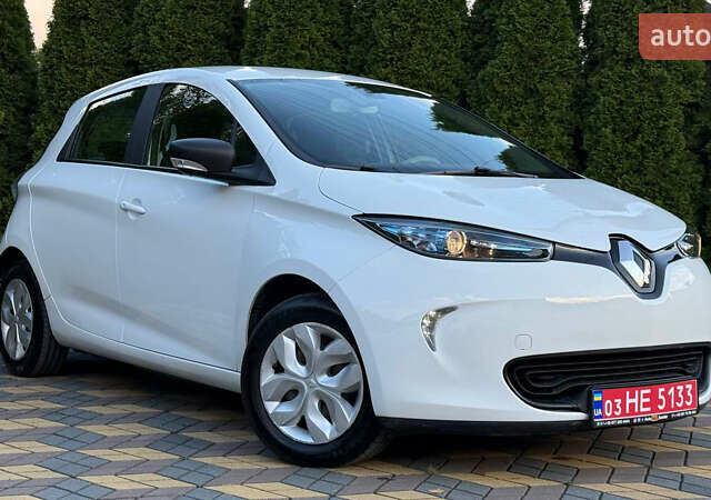 Белый Рено Зое, объемом двигателя 0 л и пробегом 53 тыс. км за 10150 $, фото 1 на Automoto.ua