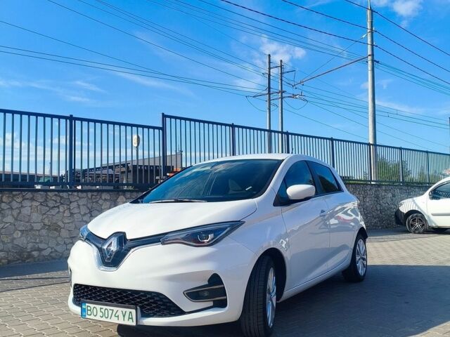Білий Рено Зое, об'ємом двигуна 0 л та пробігом 69 тис. км за 13999 $, фото 1 на Automoto.ua