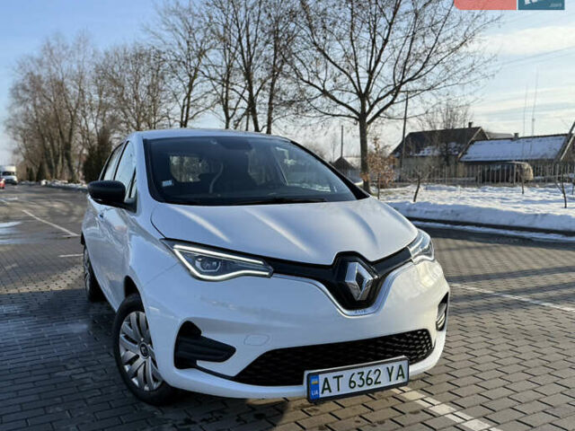 Білий Рено Зое, об'ємом двигуна 0 л та пробігом 72 тис. км за 11500 $, фото 1 на Automoto.ua