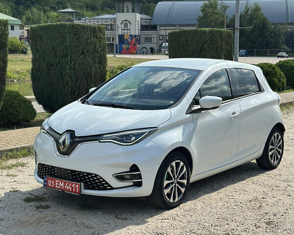 Білий Рено Зое, об'ємом двигуна 0 л та пробігом 90 тис. км за 13800 $, фото 1 на Automoto.ua