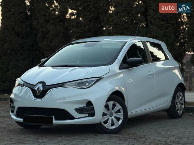 Белый Рено Зое, объемом двигателя 0 л и пробегом 23 тыс. км за 11800 $, фото 1 на Automoto.ua