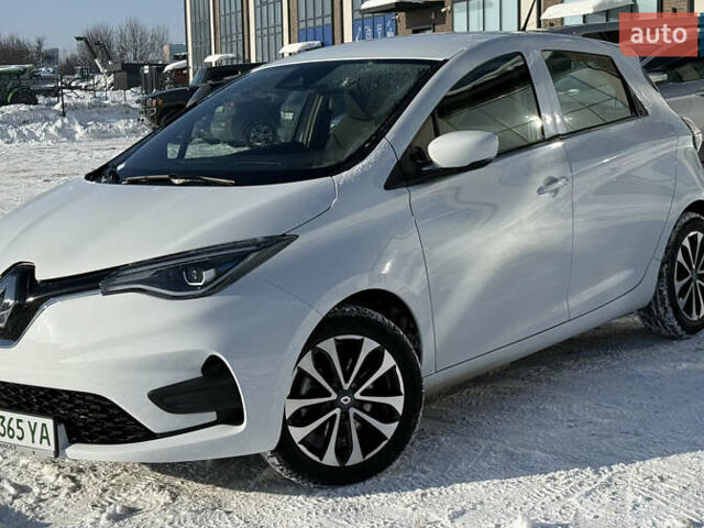 Білий Рено Зое, об'ємом двигуна 0 л та пробігом 27 тис. км за 12990 $, фото 1 на Automoto.ua