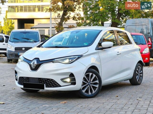 Белый Рено Зое, объемом двигателя 0 л и пробегом 34 тыс. км за 13900 $, фото 1 на Automoto.ua