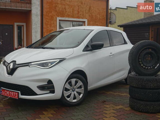 Рено Зое 2020 в Самборе на Automoto.ua Белый Рено Зое, объемом двигателя 0 л и пробегом 157 тыс. км за 11777 $, фото 1 на Automoto.ua