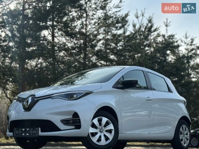 Білий Рено Зое, об'ємом двигуна 0 л та пробігом 19 тис. км за 12600 $, фото 1 на Automoto.ua