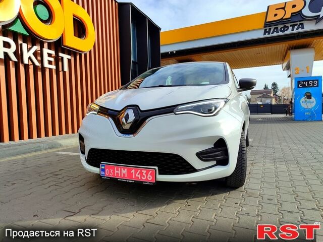 Білий Рено Зое, об'ємом двигуна 80 л та пробігом 78 тис. км за 11850 $, фото 1 на Automoto.ua