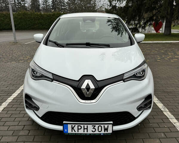 Белый Рено Зое, объемом двигателя 0 л и пробегом 97 тыс. км за 11999 $, фото 1 на Automoto.ua