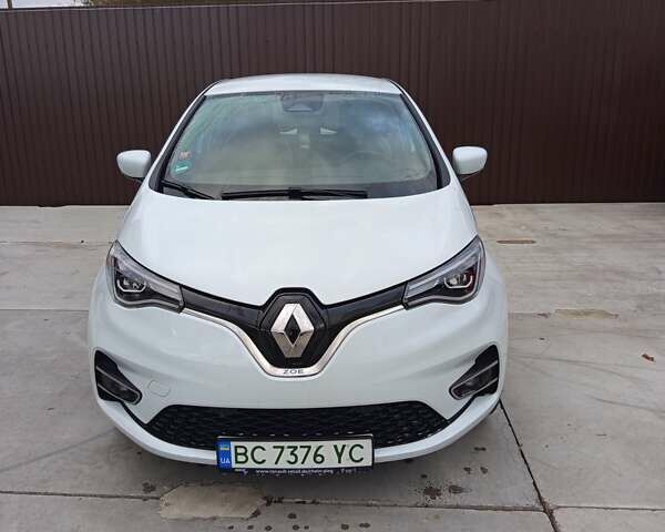 Рено Зое 2020 в Ходорів на Automoto.ua Белый Рено Зое, объемом двигателя 0 л и пробегом 46 тыс. км за 12800 $, фото 1 на Automoto.ua