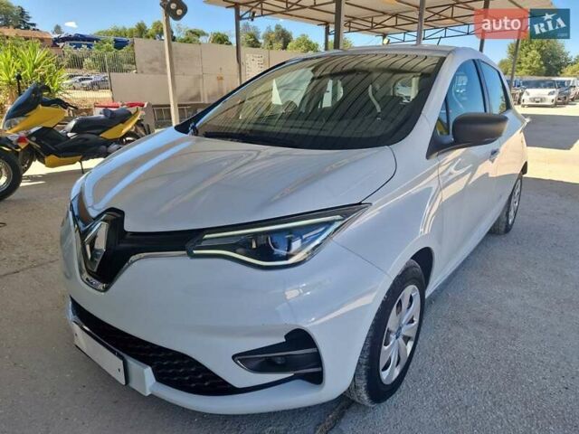 Белый Рено Зое, объемом двигателя 0 л и пробегом 53 тыс. км за 13500 $, фото 1 на Automoto.ua