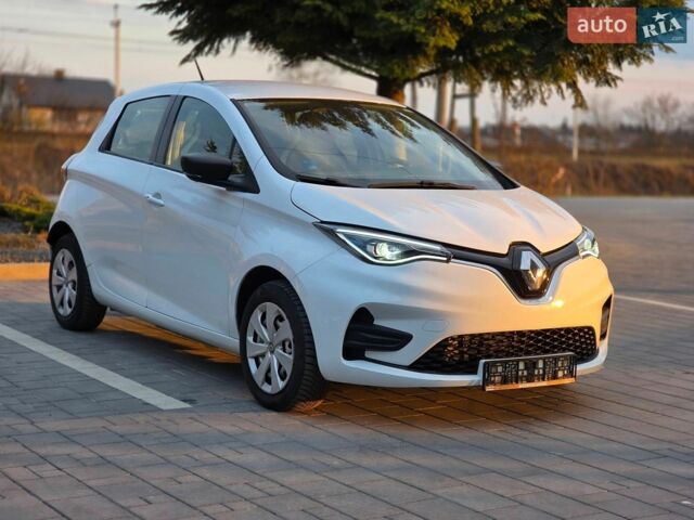 Білий Рено Зое, об'ємом двигуна 0 л та пробігом 68 тис. км за 11900 $, фото 1 на Automoto.ua