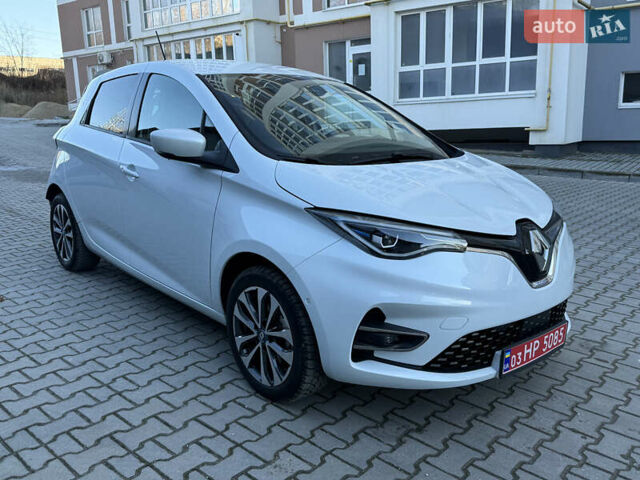 Білий Рено Зое, об'ємом двигуна 0 л та пробігом 23 тис. км за 13150 $, фото 1 на Automoto.ua