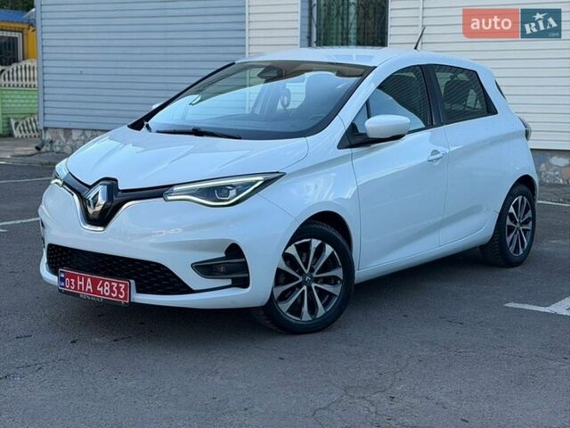 Белый Рено Зое, объемом двигателя 0 л и пробегом 95 тыс. км за 11500 $, фото 1 на Automoto.ua