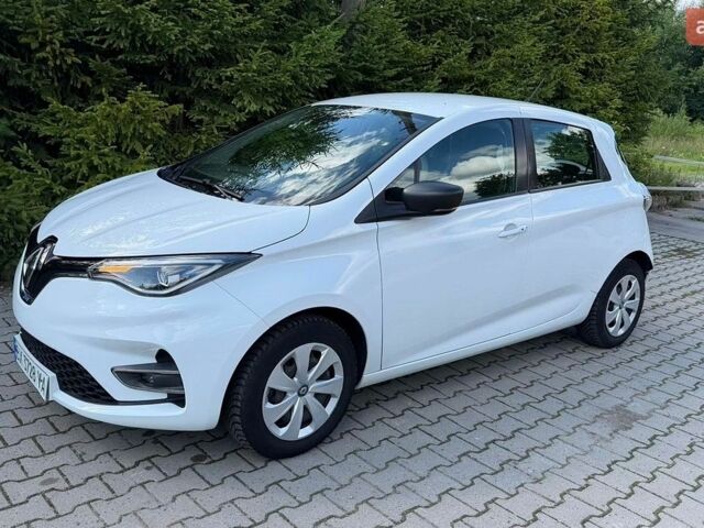 Белый Рено Зое, объемом двигателя 0 л и пробегом 37 тыс. км за 11800 $, фото 1 на Automoto.ua