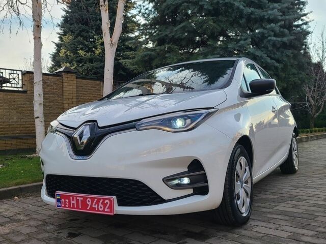 Белый Рено Зое, объемом двигателя 0 л и пробегом 38 тыс. км за 13700 $, фото 1 на Automoto.ua