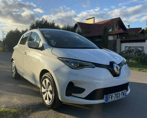 Рено Зое 2020 в Тернополе на Automoto.ua Белый Рено Зое, объемом двигателя 0 л и пробегом 26 тыс. км за 12600 $, фото 1 на Automoto.ua