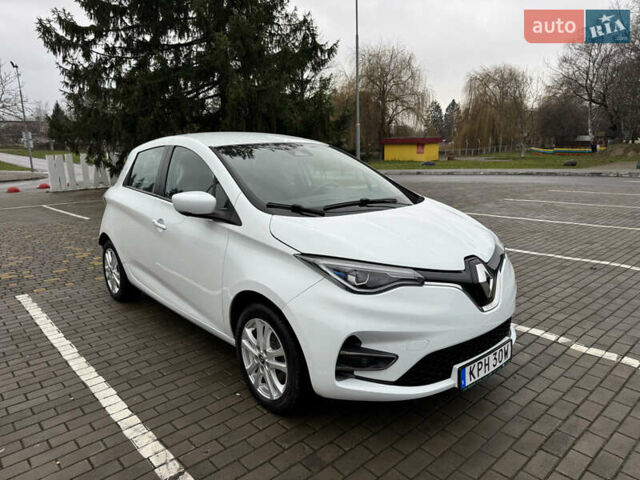 Белый Рено Зое, объемом двигателя 0 л и пробегом 97 тыс. км за 11900 $, фото 1 на Automoto.ua