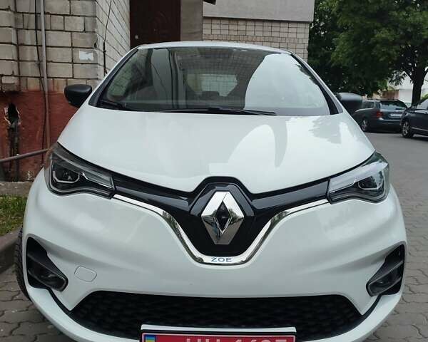 Белый Рено Зое, объемом двигателя 0 л и пробегом 69 тыс. км за 11999 $, фото 1 на Automoto.ua