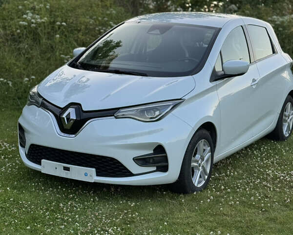 Білий Рено Зое, об'ємом двигуна 0 л та пробігом 102 тис. км за 11300 $, фото 1 на Automoto.ua