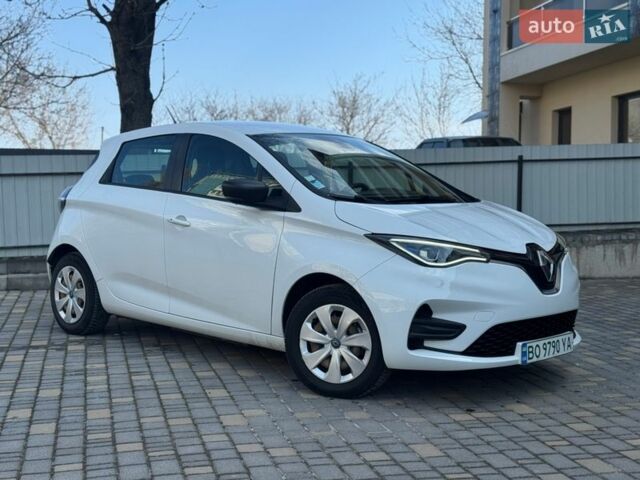 Білий Рено Зое, об'ємом двигуна 0 л та пробігом 30 тис. км за 13900 $, фото 1 на Automoto.ua