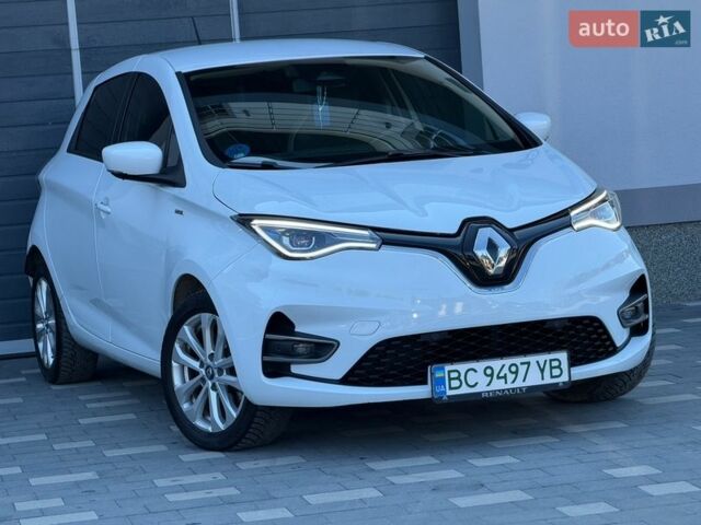 Белый Рено Зое, объемом двигателя 0 л и пробегом 99 тыс. км за 12950 $, фото 1 на Automoto.ua