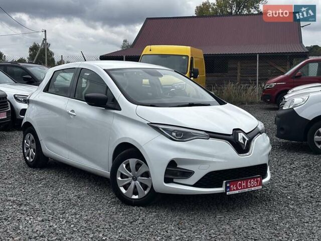 Белый Рено Зое, объемом двигателя 0 л и пробегом 41 тыс. км за 11600 $, фото 1 на Automoto.ua