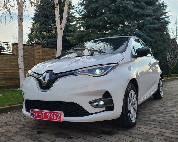 Белый Рено Зое, объемом двигателя 0 л и пробегом 33 тыс. км за 12690 $, фото 1 на Automoto.ua