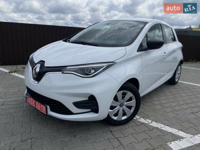 Белый Рено Зое, объемом двигателя 0 л и пробегом 9 тыс. км за 12800 $, фото 1 на Automoto.ua