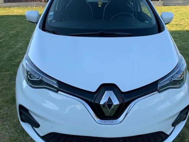 Білий Рено Зое, об'ємом двигуна 0 л та пробігом 125 тис. км за 11300 $, фото 1 на Automoto.ua
