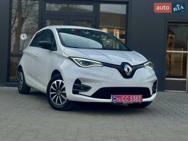 Белый Рено Зое, объемом двигателя 0 л и пробегом 86 тыс. км за 10850 $, фото 1 на Automoto.ua