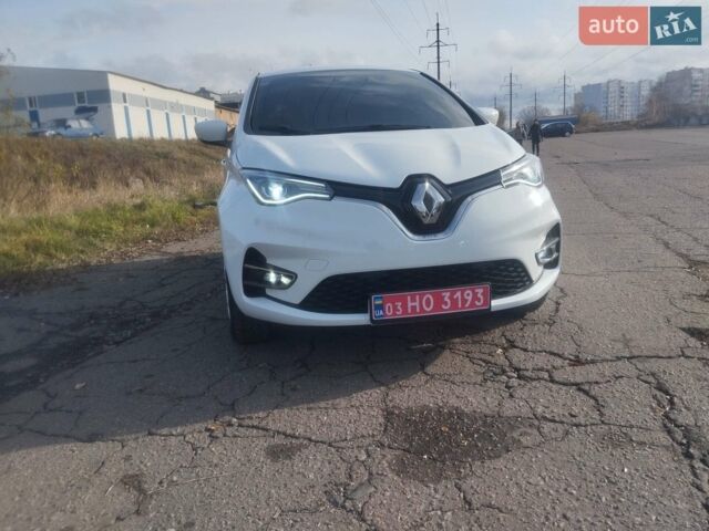 Белый Рено Зое, объемом двигателя 0 л и пробегом 56 тыс. км за 13500 $, фото 1 на Automoto.ua
