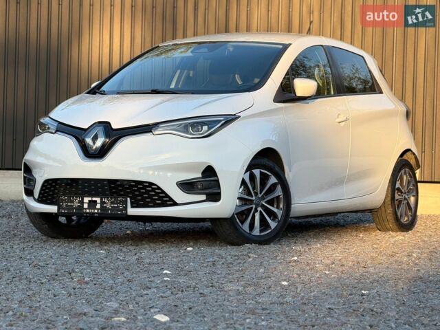 Білий Рено Зое, об'ємом двигуна 0 л та пробігом 130 тис. км за 12999 $, фото 1 на Automoto.ua
