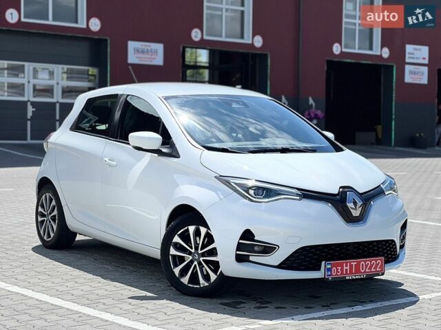 Белый Рено Зое, объемом двигателя 0 л и пробегом 99 тыс. км за 12300 $, фото 1 на Automoto.ua