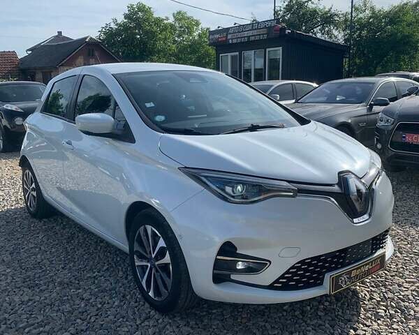 Білий Рено Зое, об'ємом двигуна 0 л та пробігом 114 тис. км за 11999 $, фото 1 на Automoto.ua
