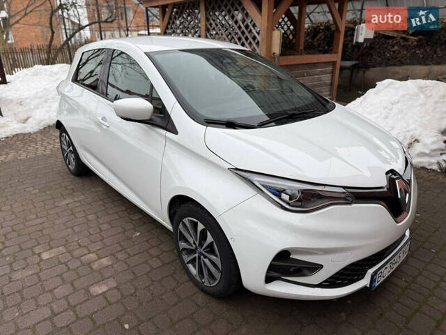 Білий Рено Зое, об'ємом двигуна 0 л та пробігом 119 тис. км за 12900 $, фото 1 на Automoto.ua