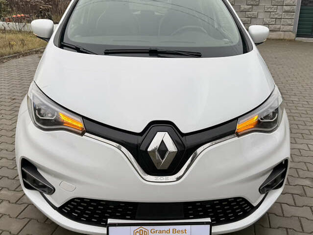Білий Рено Зое, об'ємом двигуна 0 л та пробігом 132 тис. км за 11400 $, фото 1 на Automoto.ua
