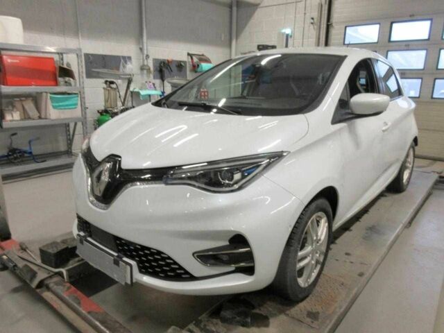 Белый Рено Зое, объемом двигателя 0 л и пробегом 67 тыс. км за 12300 $, фото 1 на Automoto.ua