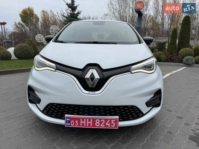 Белый Рено Зое, объемом двигателя 0 л и пробегом 56 тыс. км за 11999 $, фото 1 на Automoto.ua