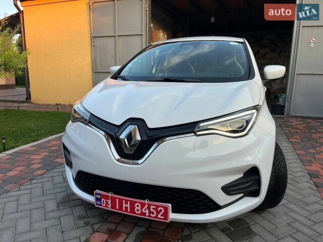 Белый Рено Зое, объемом двигателя 0 л и пробегом 62 тыс. км за 13799 $, фото 1 на Automoto.ua