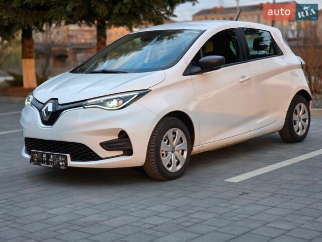 Білий Рено Зое, об'ємом двигуна 0 л та пробігом 58 тис. км за 11600 $, фото 1 на Automoto.ua