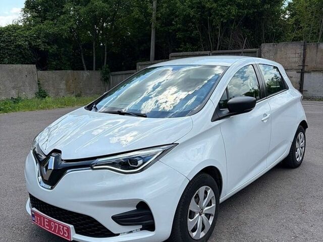 Белый Рено Зое, объемом двигателя 0 л и пробегом 75 тыс. км за 10400 $, фото 1 на Automoto.ua