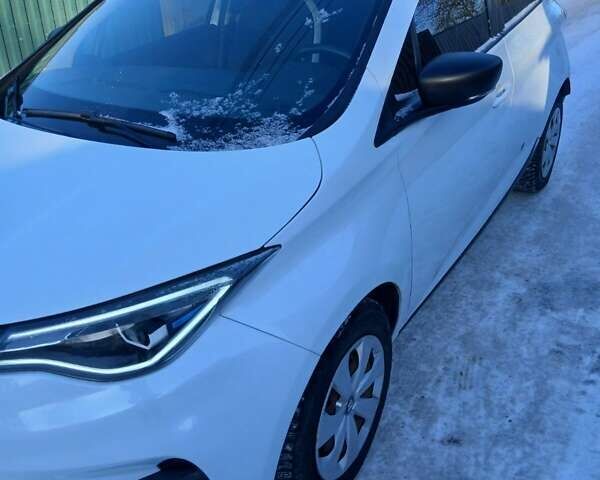 Білий Рено Зое, об'ємом двигуна 0 л та пробігом 95 тис. км за 12000 $, фото 1 на Automoto.ua