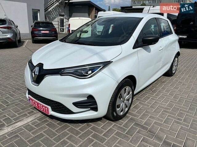Белый Рено Зое, объемом двигателя 0 л и пробегом 74 тыс. км за 11200 $, фото 1 на Automoto.ua