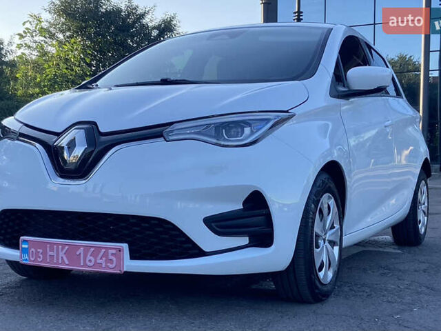 Белый Рено Зое, объемом двигателя 0 л и пробегом 125 тыс. км за 11500 $, фото 1 на Automoto.ua