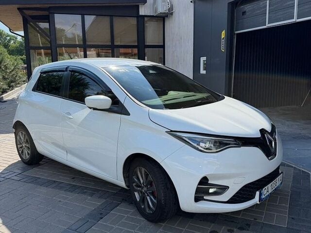 Белый Рено Зое, объемом двигателя 0 л и пробегом 74 тыс. км за 12600 $, фото 1 на Automoto.ua